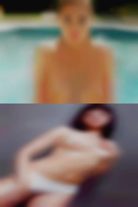 Wet naked swingers pussy.